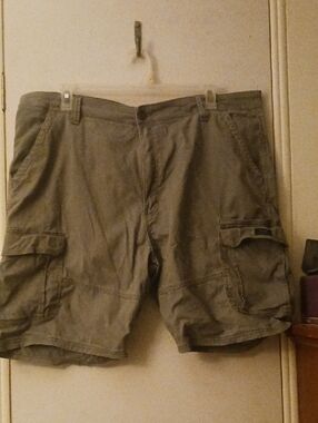 Men's Cargo Shorts in Gray. Comfortable Casual Wear